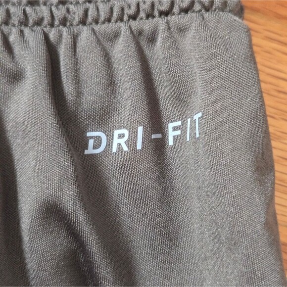 Nike men's shorts Shosh size Medium green - Picture 4 of 6